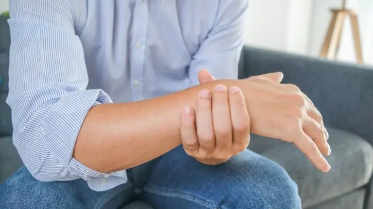 How to Stop the Skin Crawling Feeling